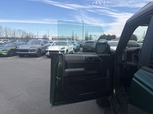 Used 2024 Ford Bronco Everglades image 14