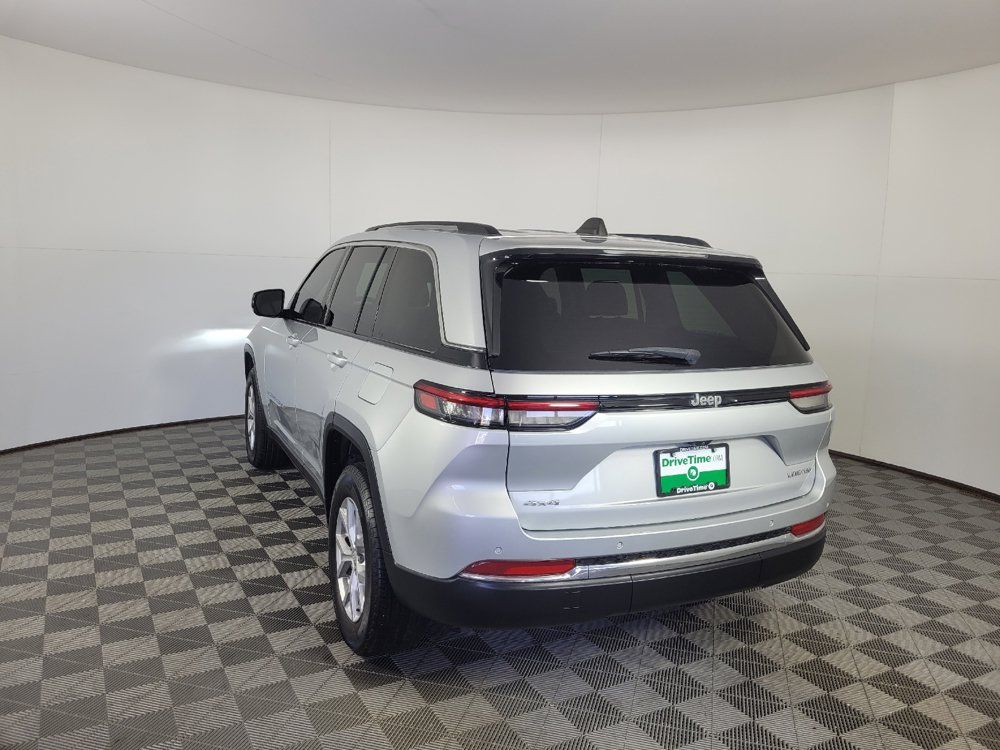 Used 2023 Jeep Grand Cherokee Limited AWD/4WD image 5