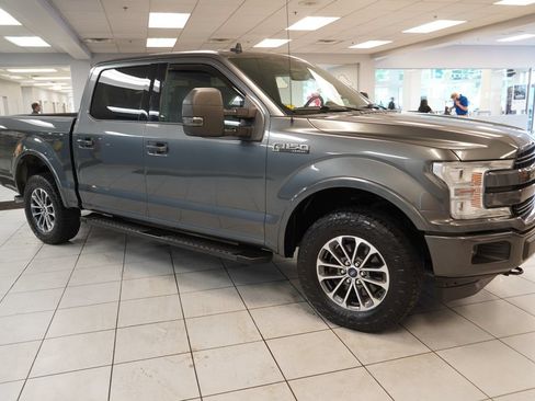 Used 2019 Ford F150 Lariat w/ Equipment Group 502A Luxury AWD/4WD image 13