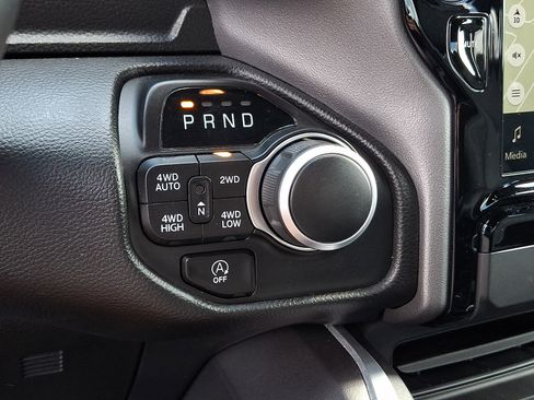 Used 2023 RAM 1500 Big Horn AWD/4WD image 18