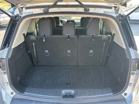 Used 2024 Nissan Pathfinder SV image 30