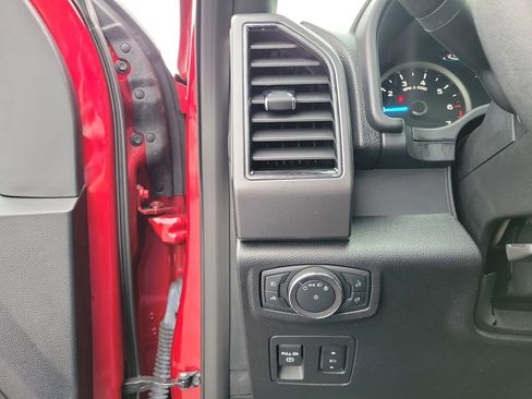 Certified 2019 Ford F150 XLT w/ Equipment Group 302A Luxury image 22