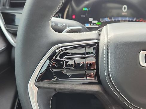 Used 2022 Jeep Grand Cherokee Overland AWD/4WD image 20