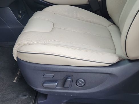Used 2022 Hyundai Palisade Calligraphy image 23