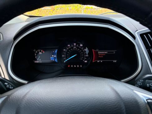 Used 2019 Ford Edge SEL w/ Equipment Group 201A AWD/4WD image 18