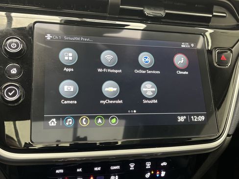 Used 2023 Chevrolet Bolt EUV Premier w/ Sun & Sound Package image 18