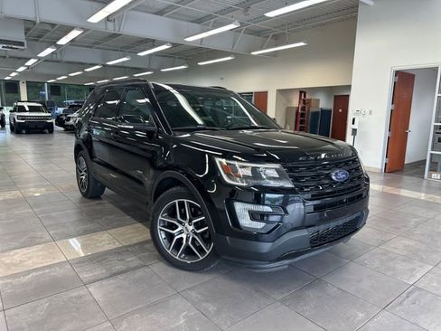 Used 2017 Ford Explorer Sport w/ Equipment Group 401A AWD/4WD image 1