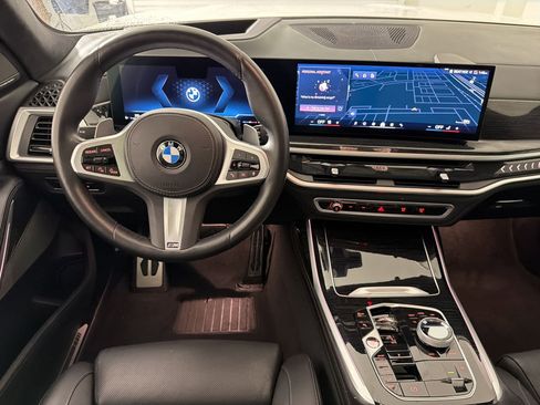 Certified 2024 BMW X7 xDrive40i w/ Executive Package AWD/4WD image 29