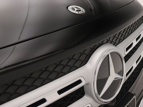 Certified 2023 Mercedes-Benz GLB 250 image 29