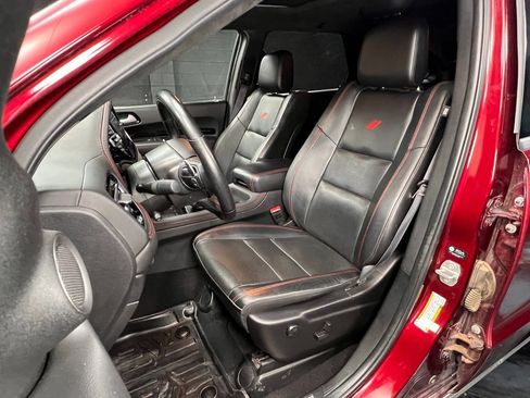 Used 2023 Dodge Durango Citadel image 3