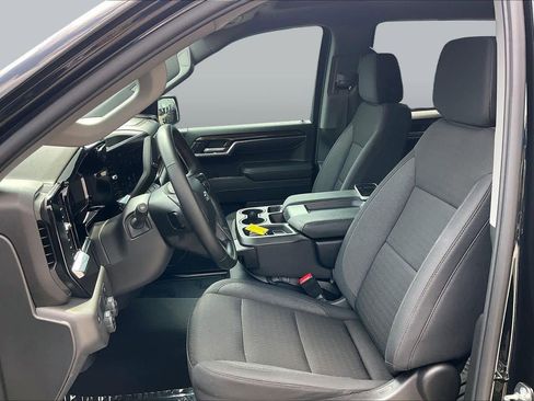 Used 2024 Chevrolet Silverado 1500 RST RWD image 9