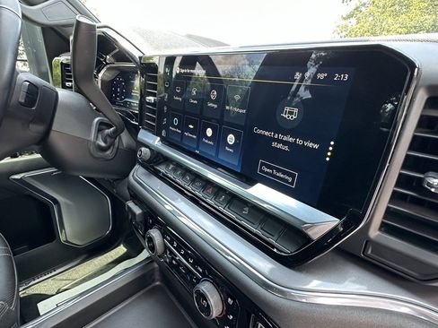 Used 2024 Chevrolet Silverado 3500 High Country w/ High Country Premium Package image 14