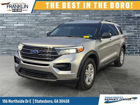 Used 2022 Ford Explorer XLT image 1