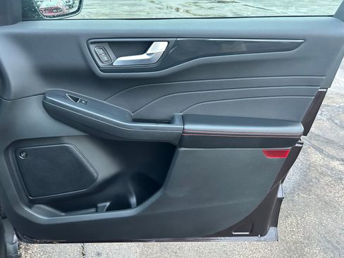 Used 2023 Ford Escape ST-Line Select w/ Tech Pack #2 image 31