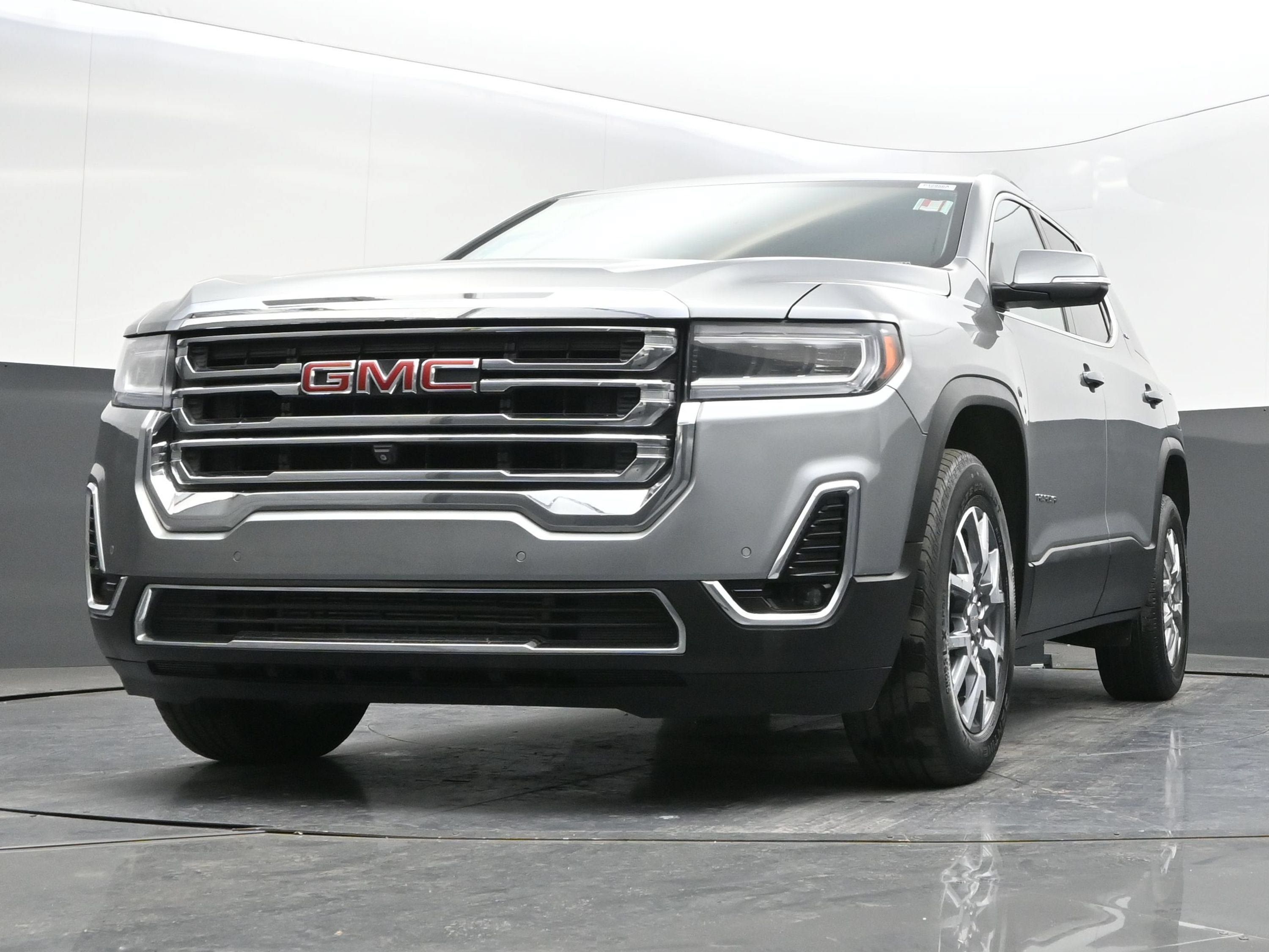 Certified 2023 GMC Acadia SLT w/ Technology Package AWD/4WD image 44