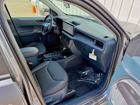 New 2026 Ford Maverick Lariat w/ Black Appearance Package AWD/4WD image 20