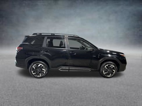 Used 2025 Subaru Forester Limited AWD/4WD image 8