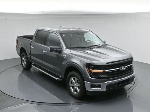 Used 2025 Ford F150 XLT w/ Equipment Group 301A Standard image 40