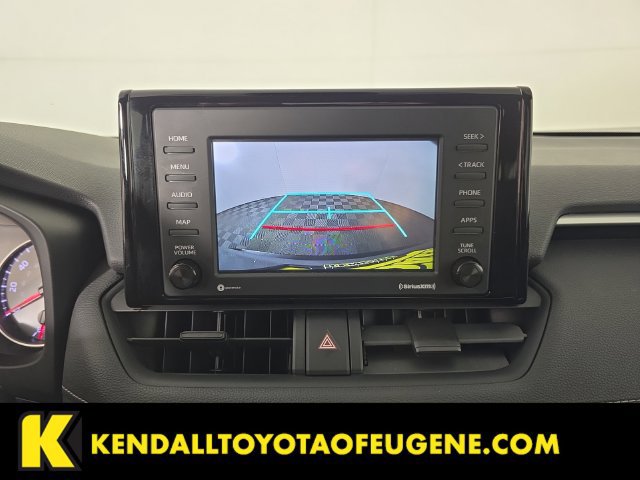 Used 2021 Toyota RAV4 LE AWD/4WD image 15