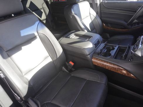 Used 2017 Chevrolet Suburban Premier image 24