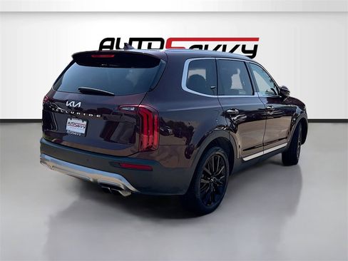 Used 2022 Kia Telluride SX image 7