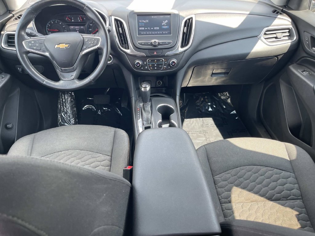 Used 2018 Chevrolet Equinox LT FWD image 16
