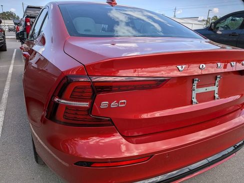 Used 2024 Volvo S60 B5 Plus w/ Climate Package image 7