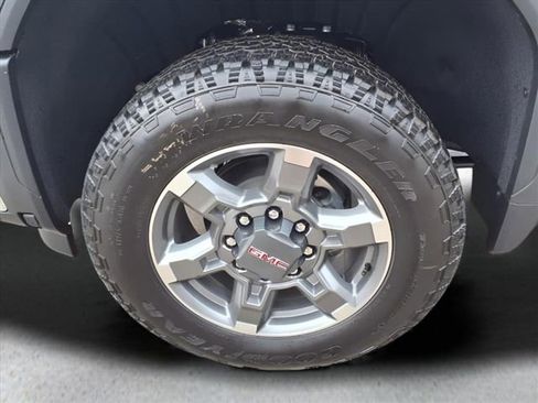 New 2026 GMC Sierra 2500 SLT w/ SLT Premium Package image 24