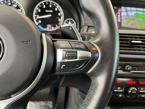 Used 2016 BMW 550i xDrive Sedan image 26