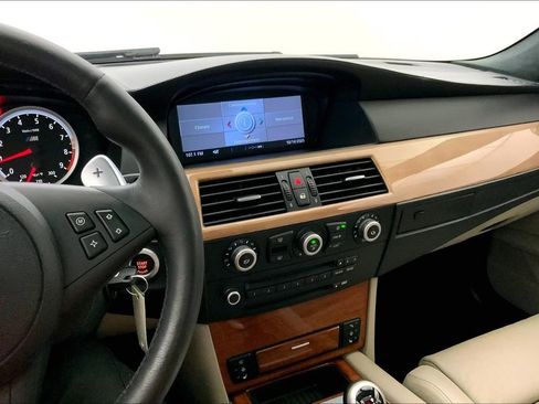 Used 2008 BMW M5 Base image 5