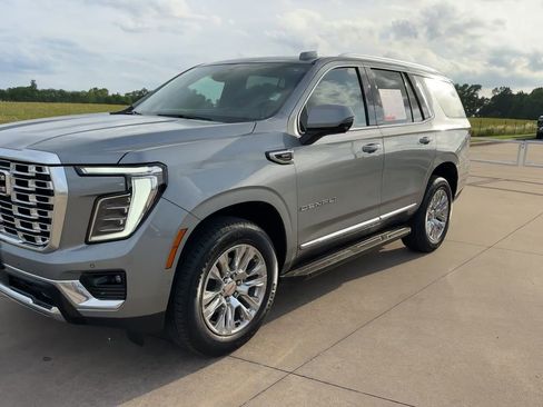 Certified 2025 GMC Yukon Denali AWD/4WD image 5