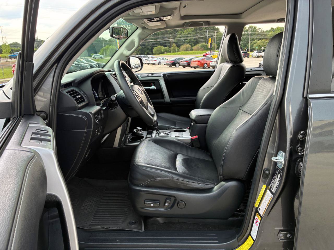 Used 2019 Toyota 4Runner Limited AWD/4WD image 13