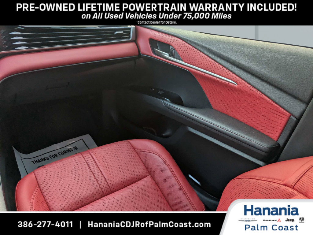 Used 2025 Toyota Camry XSE FWD image 15
