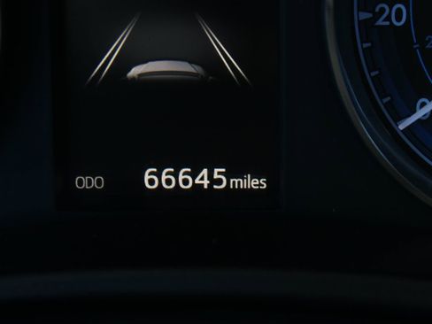 Used 2017 Toyota Corolla SE image 31