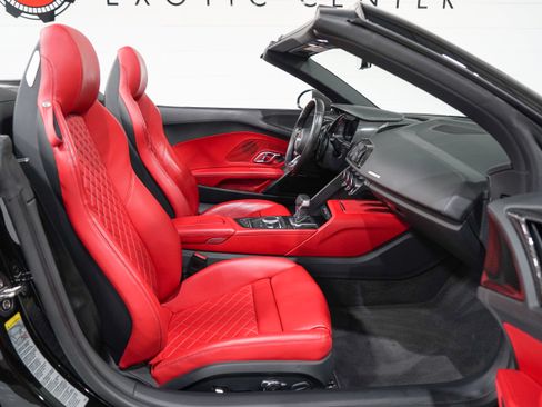 Used 2022 Audi R8 V10 performance AWD/4WD image 9