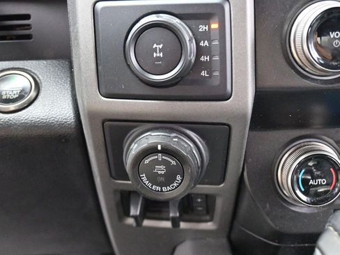 Used 2020 Ford F150 Raptor w/ Equipment Group 802A Luxury AWD/4WD image 25