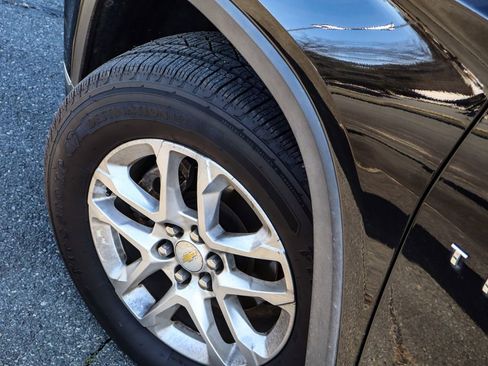 Used 2019 Chevrolet Traverse LT image 45