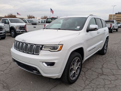 Used 2020 Jeep Grand Cherokee Overland image 10