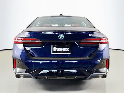 New 2026 BMW 550e xDrive AWD/4WD image 6