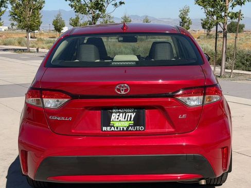 Used 2020 Toyota Corolla LE FWD image 7