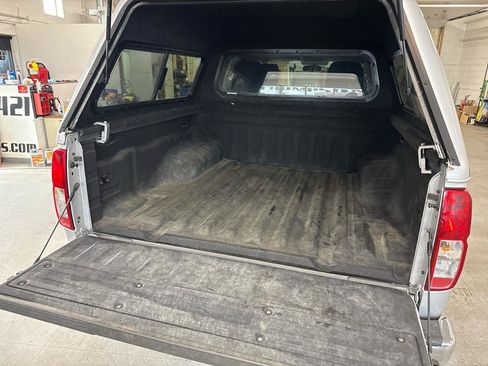 Used 2012 Nissan Frontier SV AWD/4WD image 80