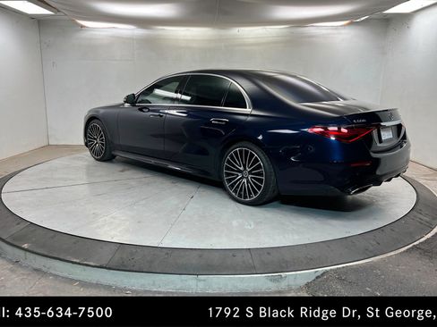 Certified 2022 Mercedes-Benz S 500 4MATIC image 3