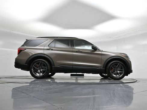 New 2026 Ford Explorer ST-Line RWD image 50