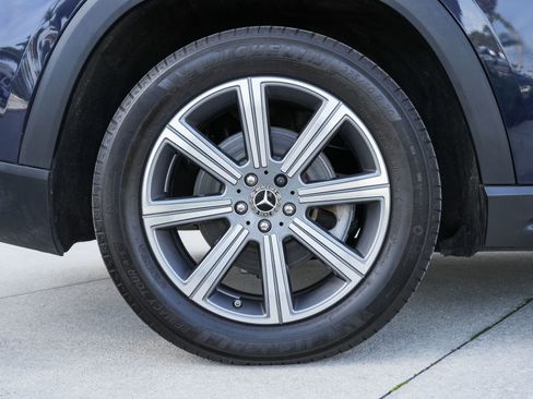 Used 2021 Mercedes-Benz GLS 450 4MATIC image 28