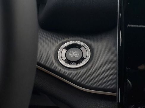 Certified 2024 Jeep Grand Cherokee Altitude RWD image 34