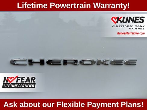 Used 2021 Jeep Cherokee Latitude Plus AWD/4WD image 44