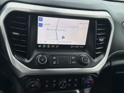 Used 2023 GMC Acadia SLT image 22