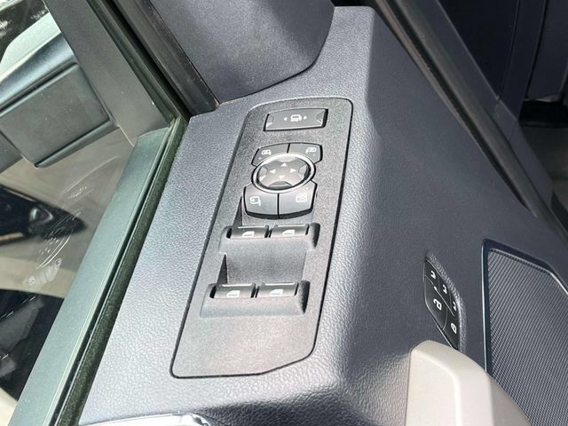 Used 2022 Ford F250 Lariat w/ Lariat Ultimate Package AWD/4WD image 26