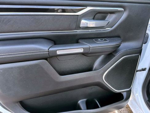Used 2021 RAM 1500 Laramie w/ Sport Appearance Package image 9