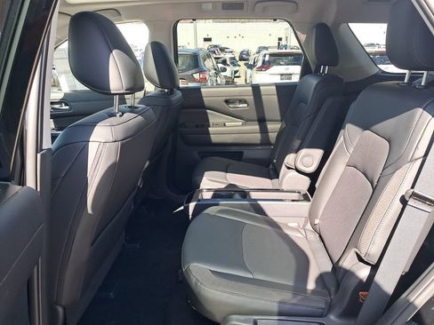New 2026 Nissan Pathfinder SL w/ SL Premium Package AWD/4WD image 25